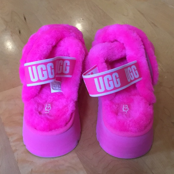 UGG | Disco Open-Toe Slip-On Platform Cross Slide - Picture 6 of 14
